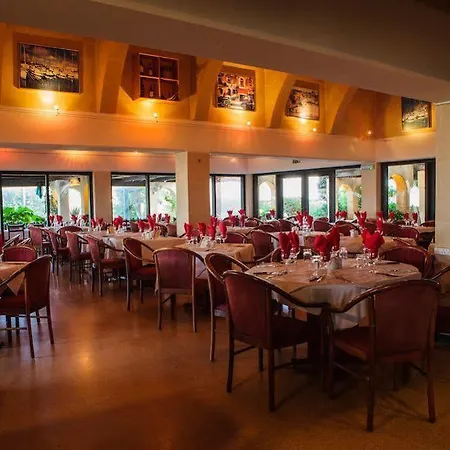 Centre Resort