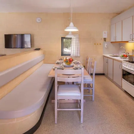 Centre Semesteranläggning (resort) 3*