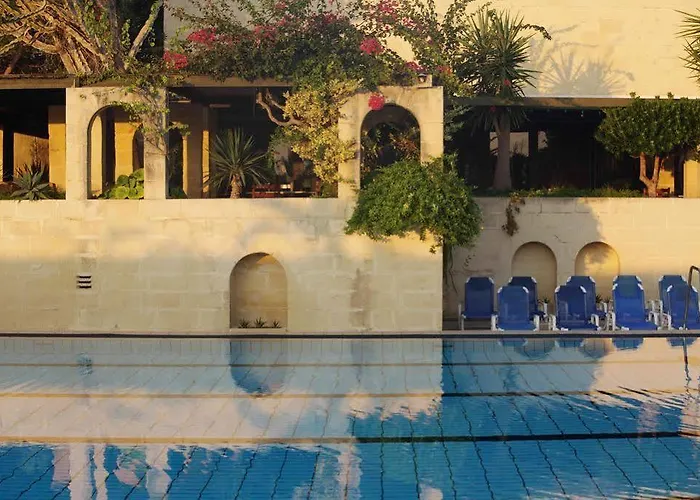 ميليها هوليداي سنتر 3*