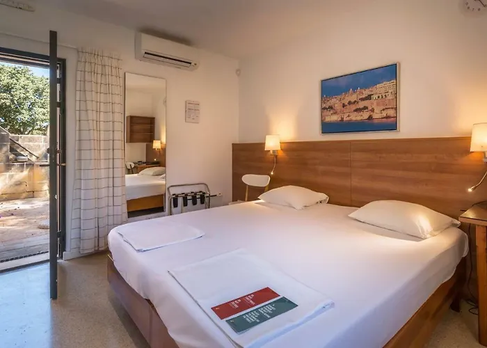 ميليها هوليداي سنتر 3*