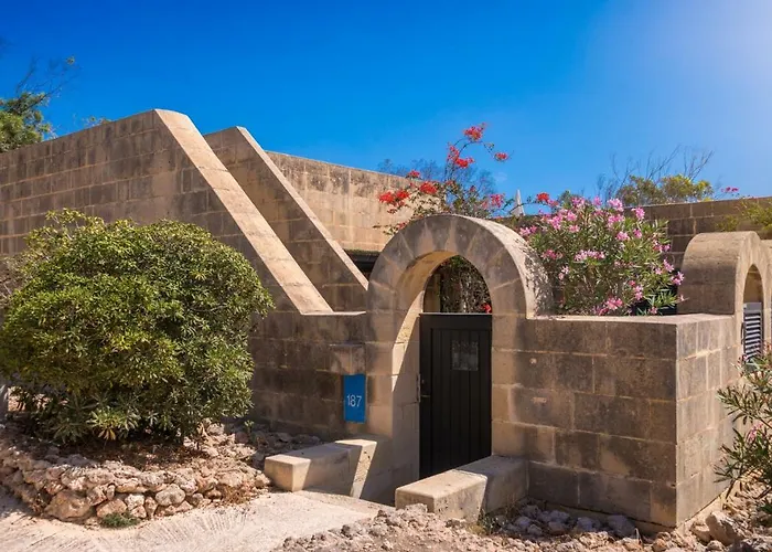 ميليها هوليداي سنتر منتجع 3*