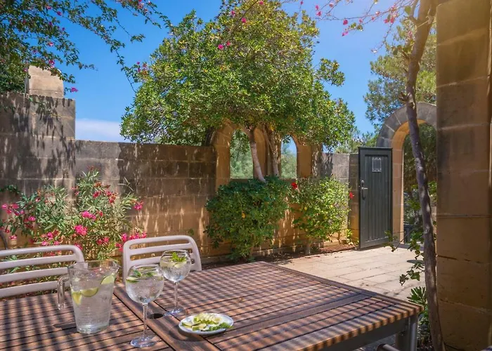 ميليها هوليداي سنتر منتجع 3*